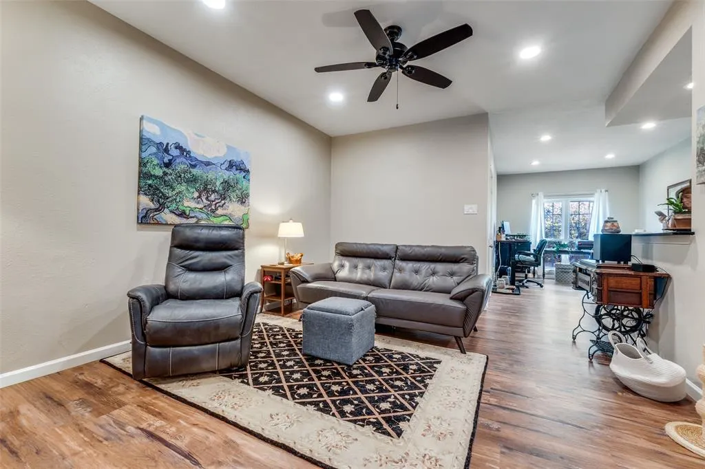 8601 Park Lane, #624