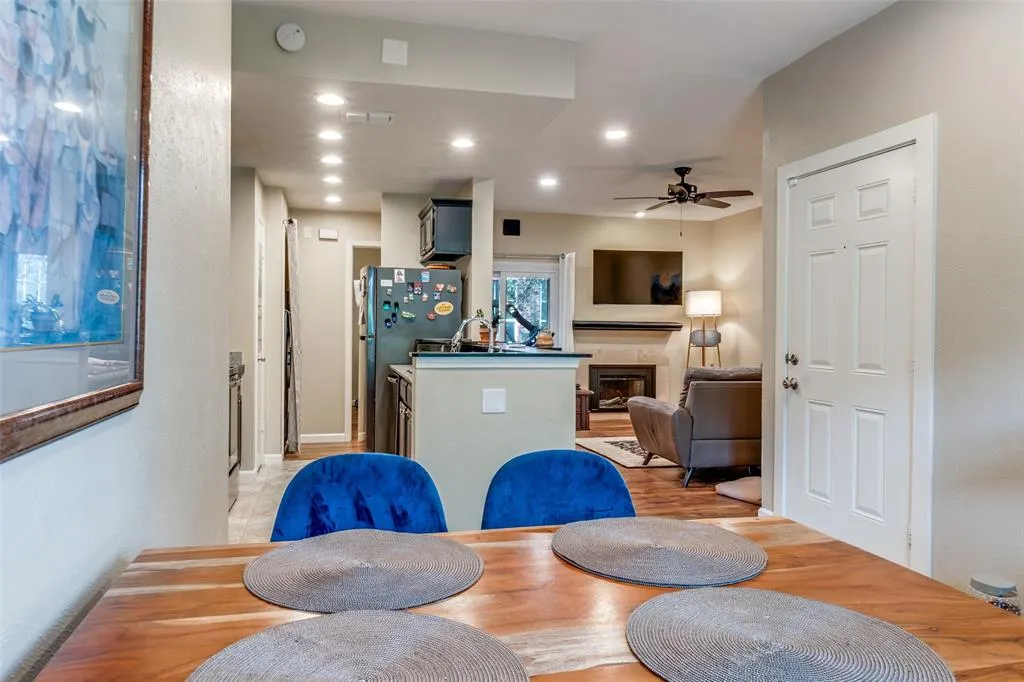 8601 Park Lane, #624