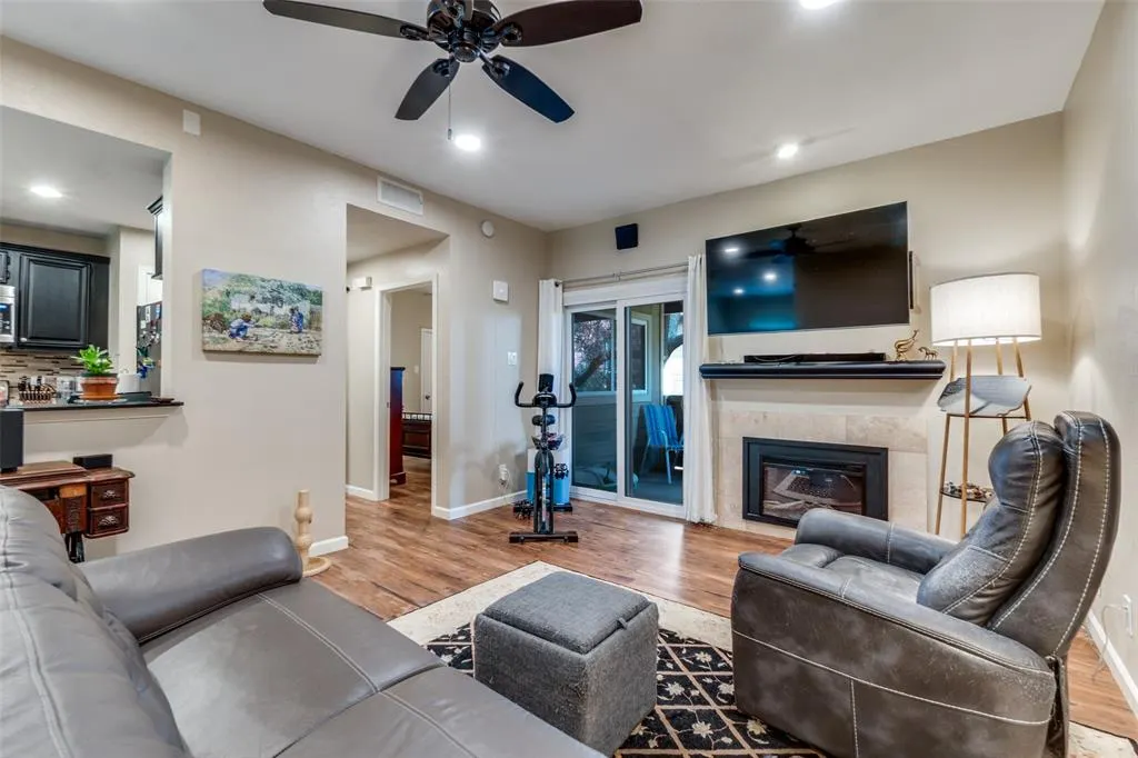 8601 Park Lane, #624