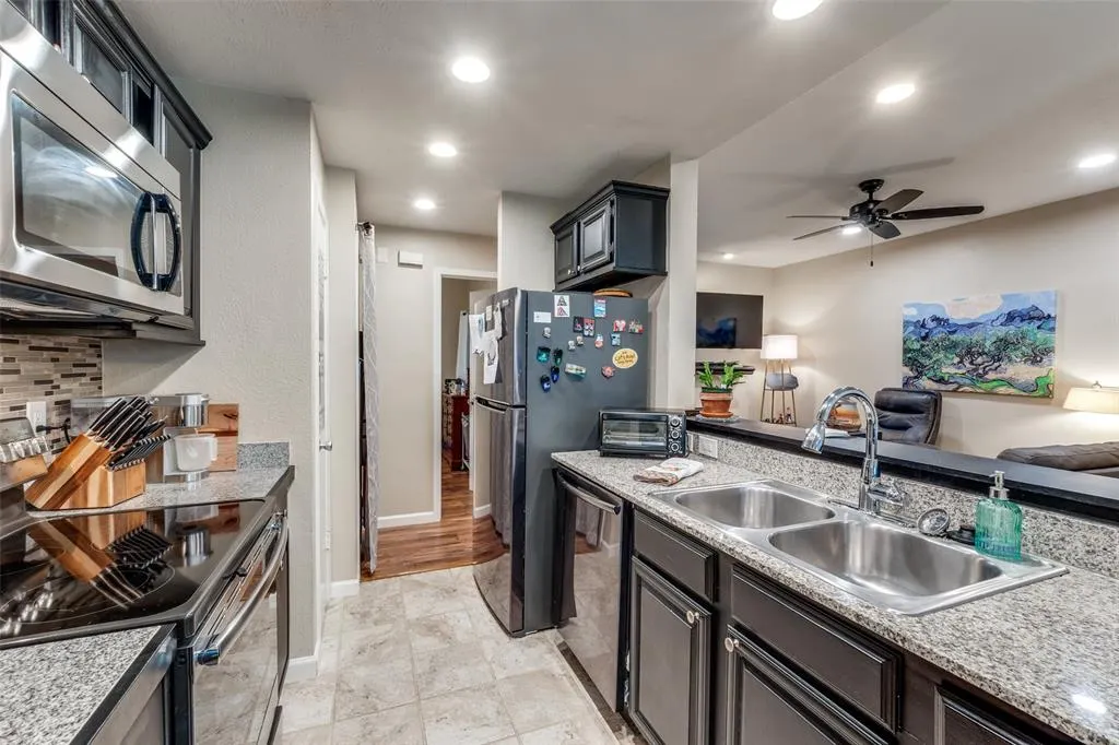 8601 Park Lane, #624