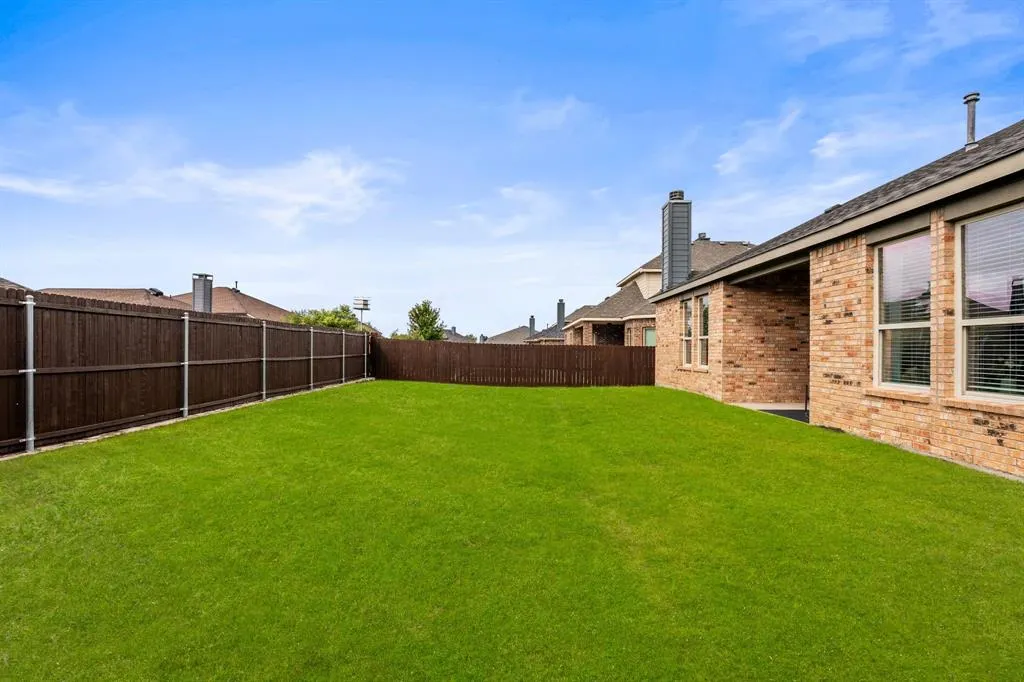 1413 Clayton Lane