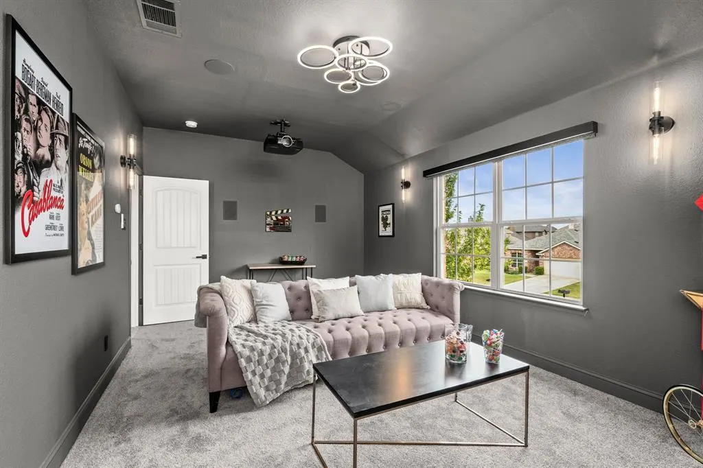 1413 Clayton Lane