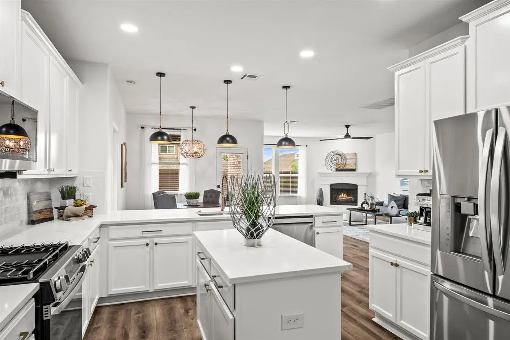 1413 Clayton Lane