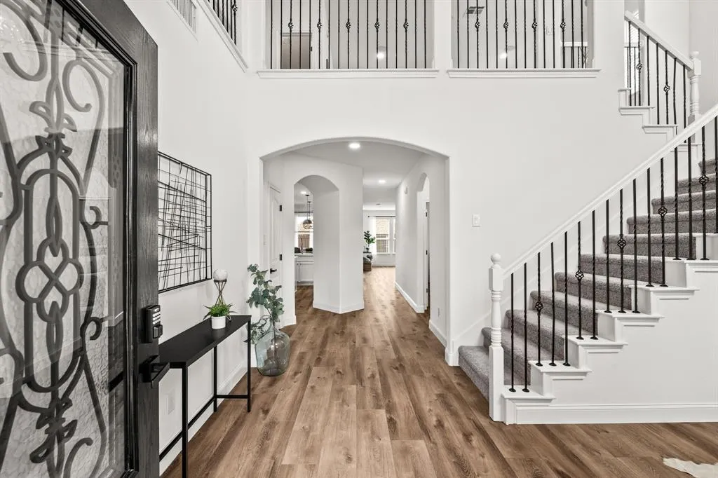 1413 Clayton Lane