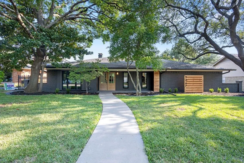 9347 Briarhurst Drive