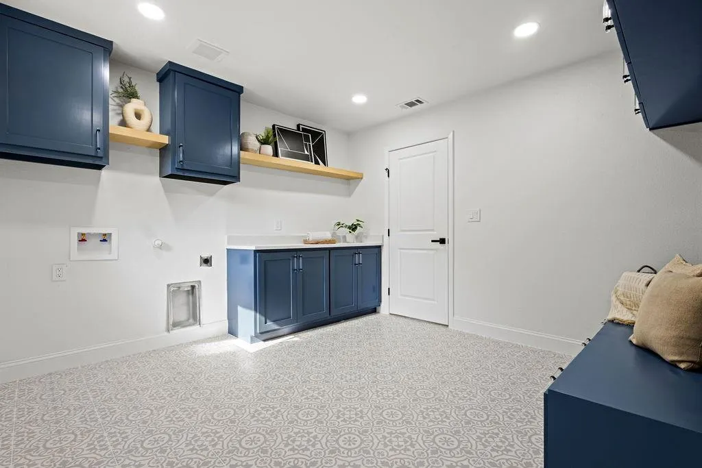 9347 Briarhurst Drive
