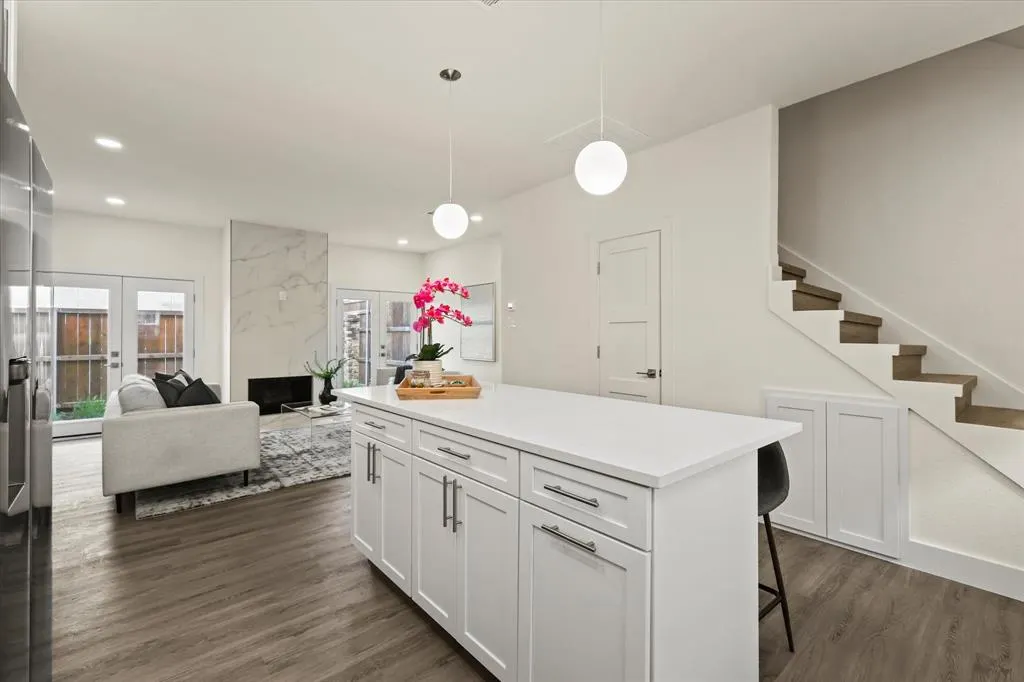 2727 Shelby Avenue, #O