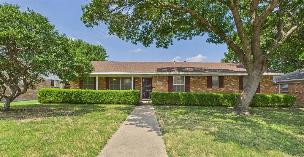 2313 Forestcrest Drive