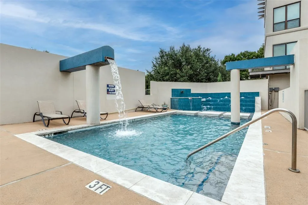 4414 Cedar Springs Road, #201