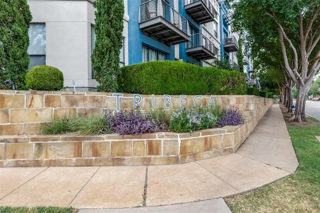4414 Cedar Springs Road, #201