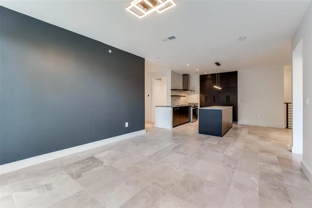 4414 Cedar Springs Road, #201