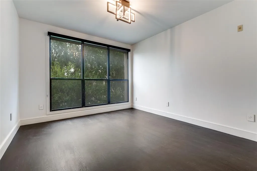 4414 Cedar Springs Road, #201