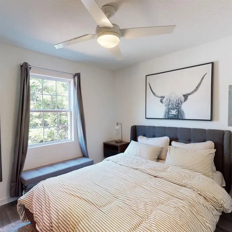 321 E 8th Street, #A4