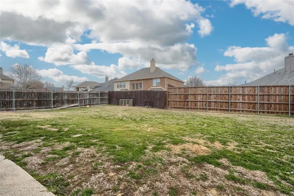2668 Whispering Trail