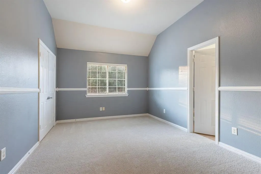 2000 Arrowwood Court