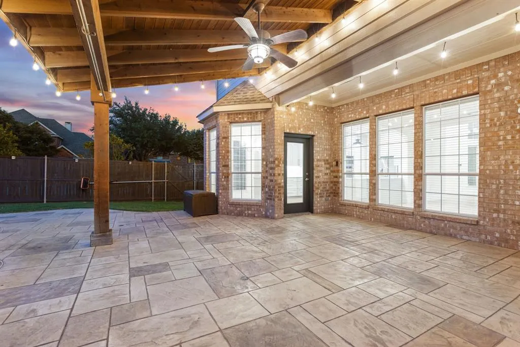 2000 Arrowwood Court