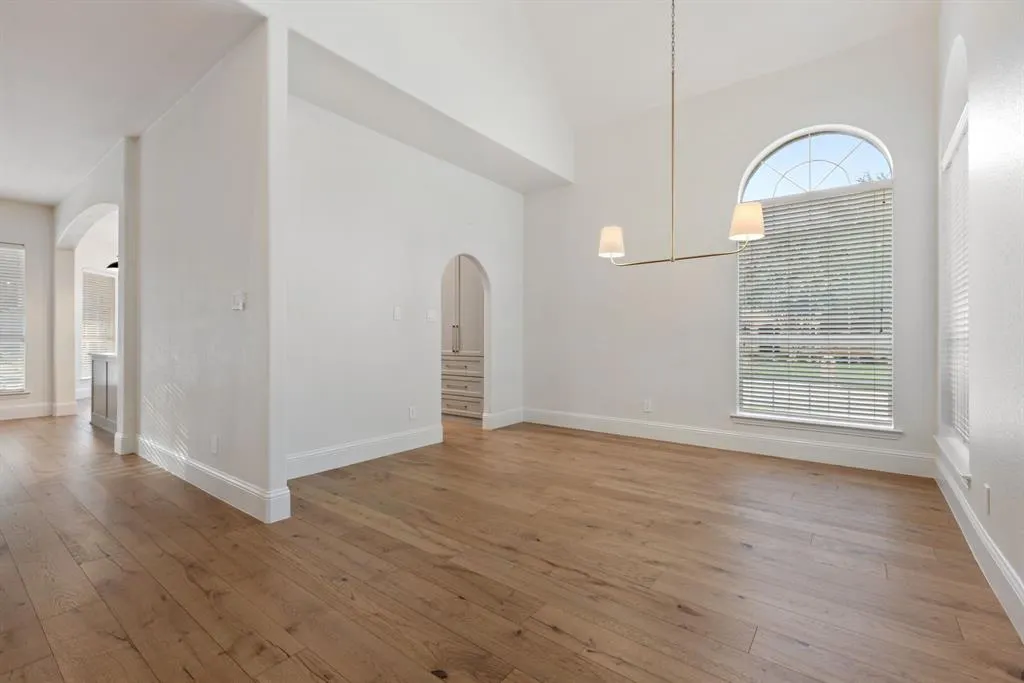 2000 Arrowwood Court