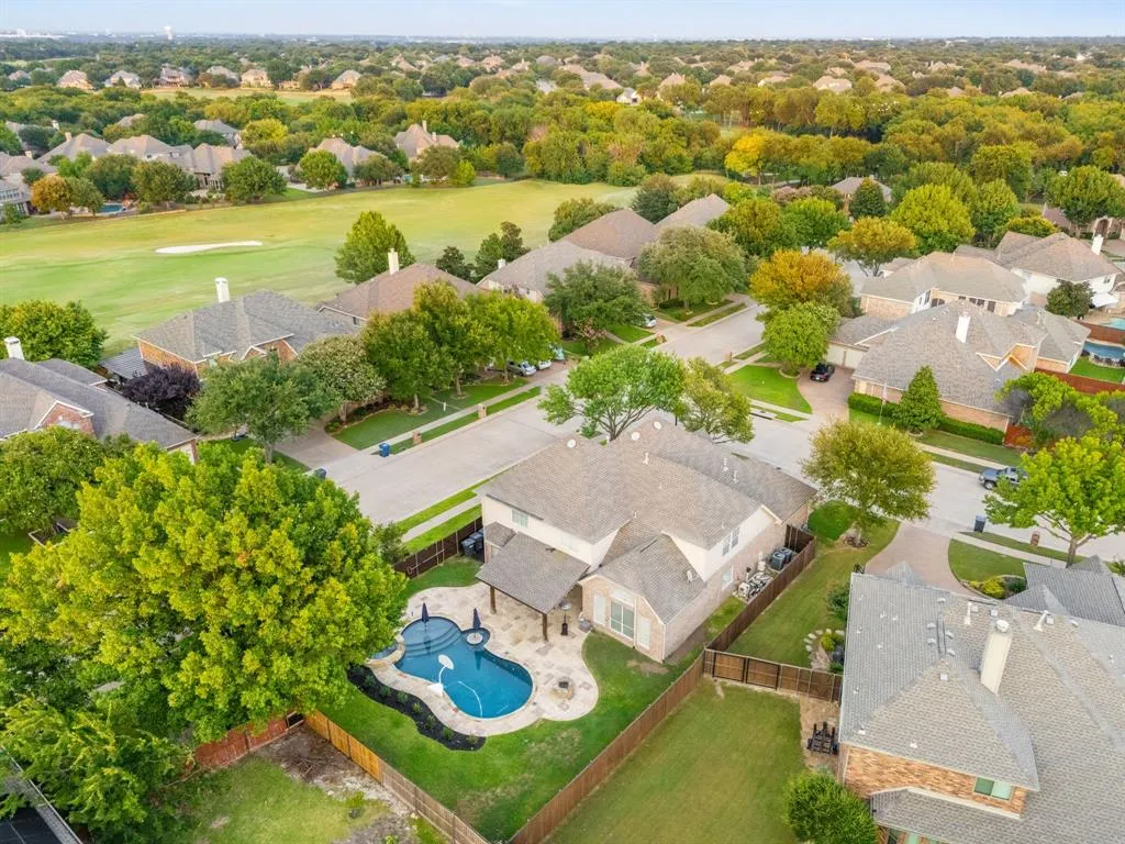 2000 Arrowwood Court