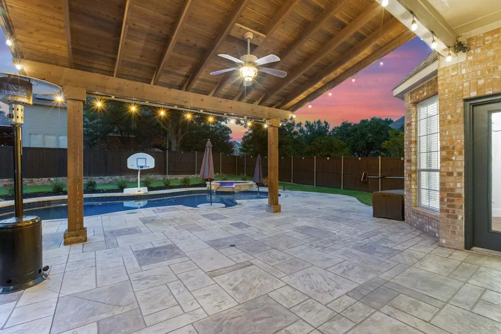 2000 Arrowwood Court