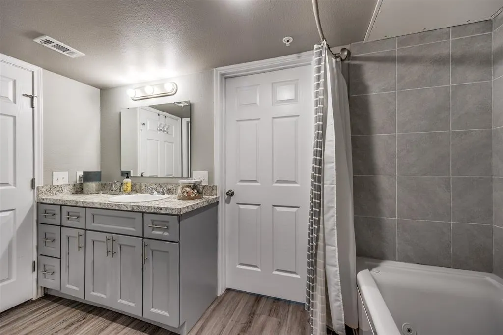 6108 Abrams Road, #205