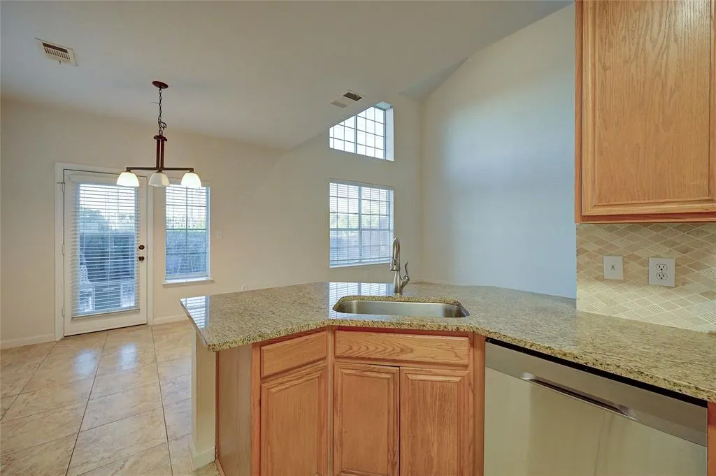 4567 Woodsboro Lane