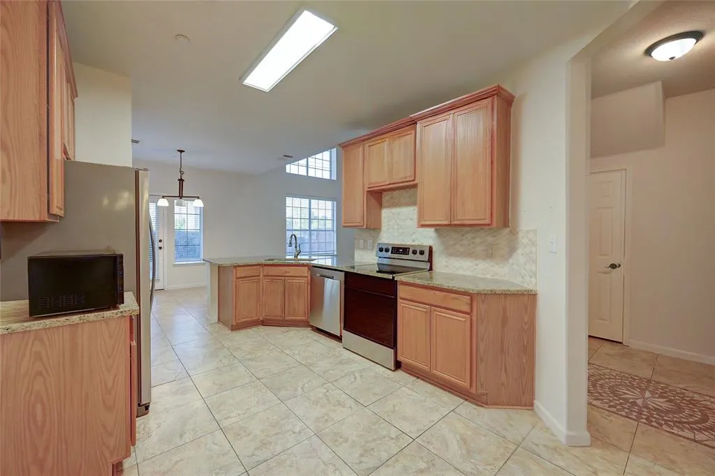 4567 Woodsboro Lane