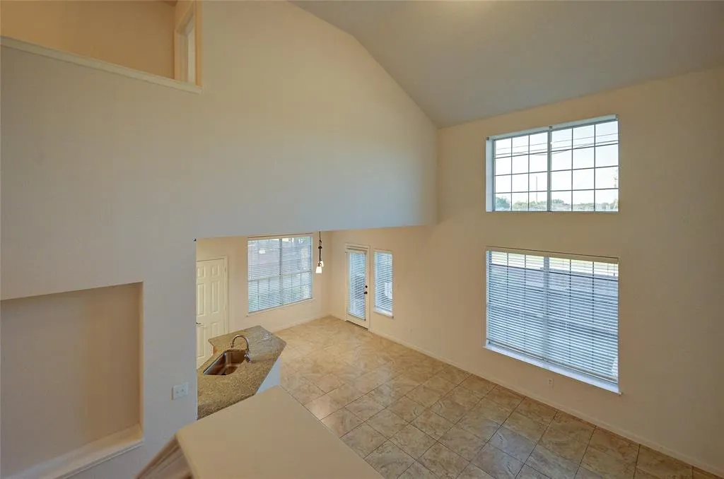 4567 Woodsboro Lane