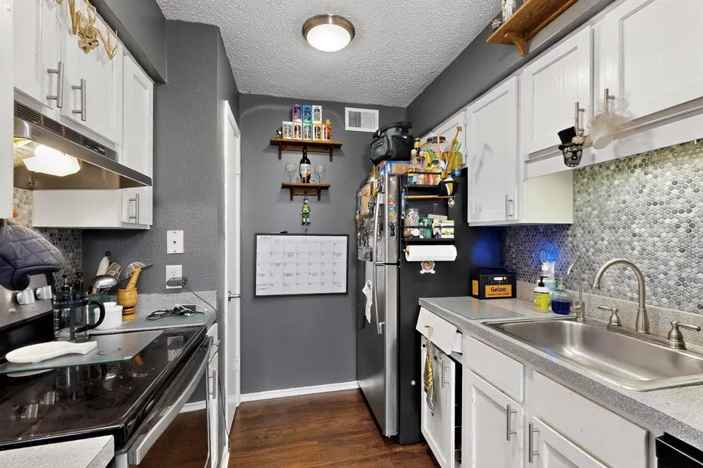 8109 Skillman Street, #3003