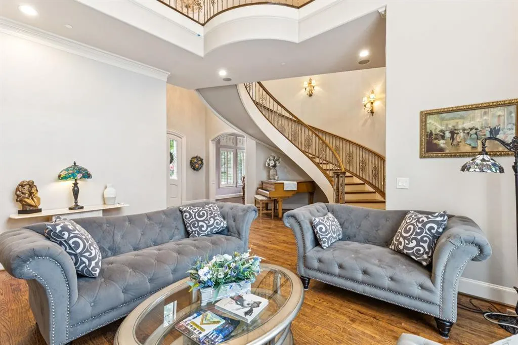 5903 Shy Drive