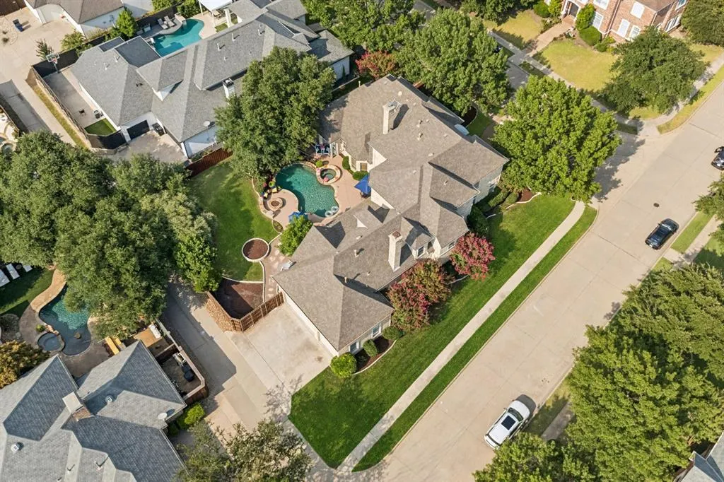 5903 Shy Drive