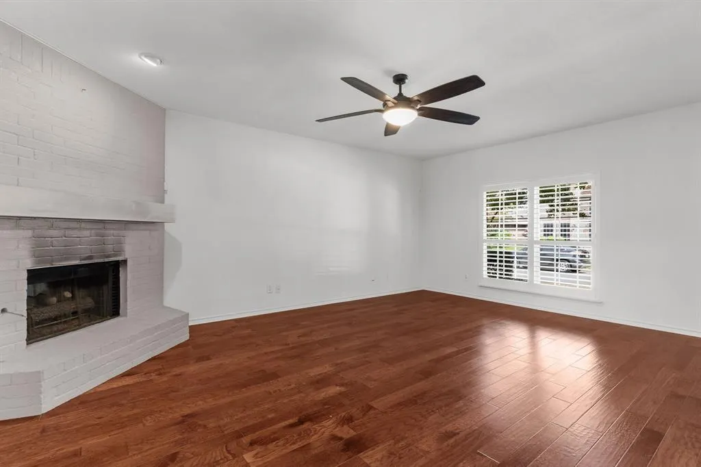 4805 Sunflower Drive