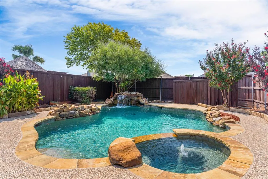 4805 Sunflower Drive