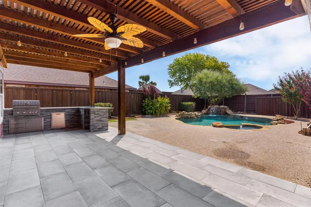 4805 Sunflower Drive
