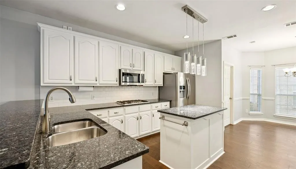 10640 Line Berry Lane