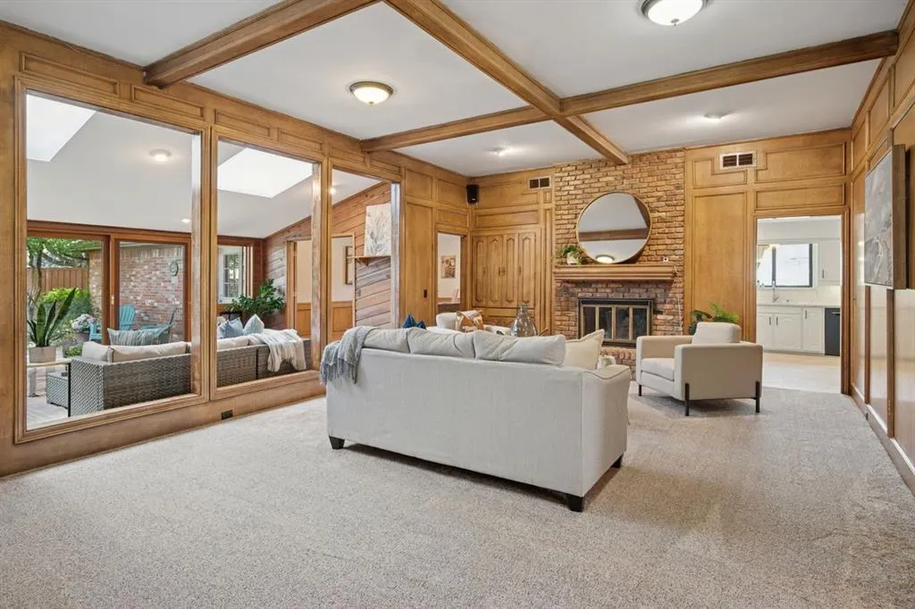 1724 Sandpiper Lane