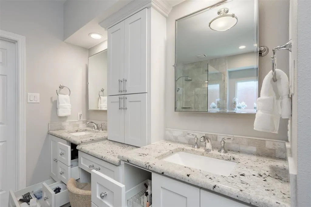 2924 Moss Creek Court
