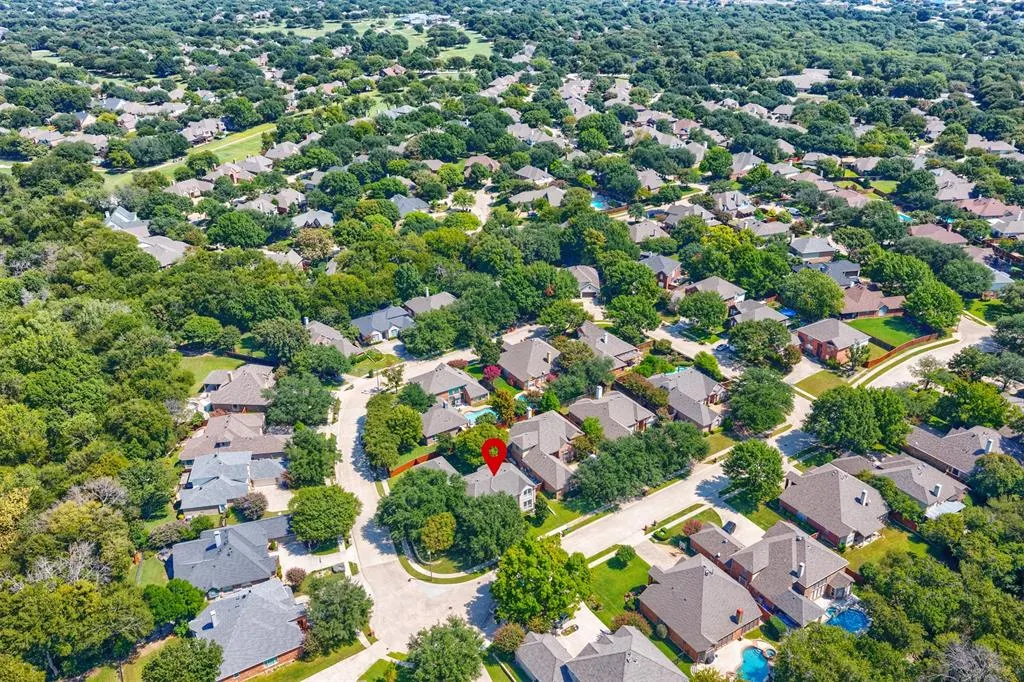 2924 Moss Creek Court