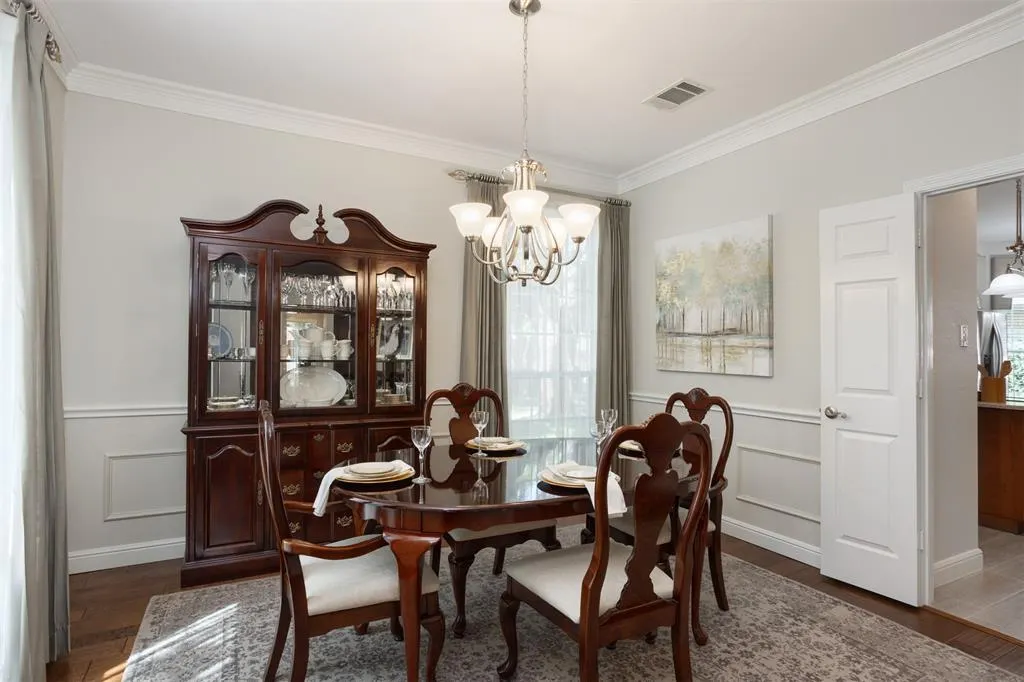 2924 Moss Creek Court