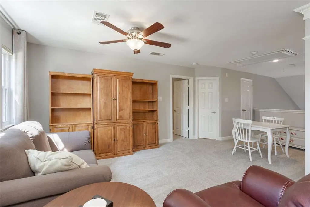 2924 Moss Creek Court