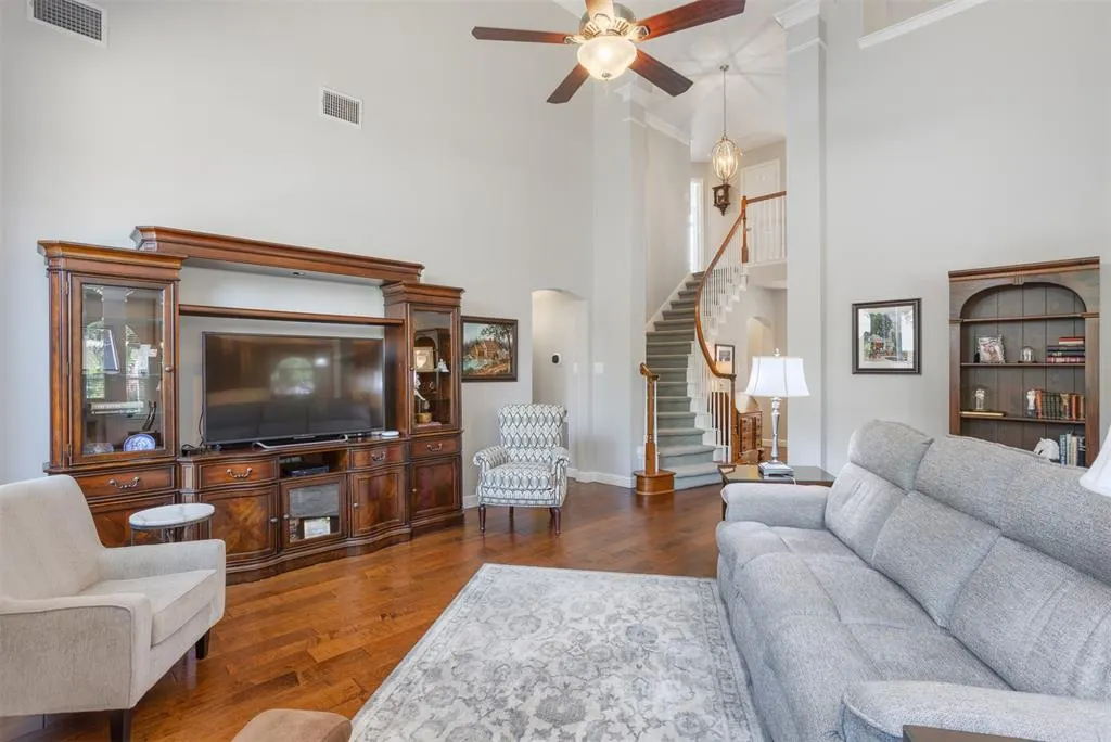 2924 Moss Creek Court