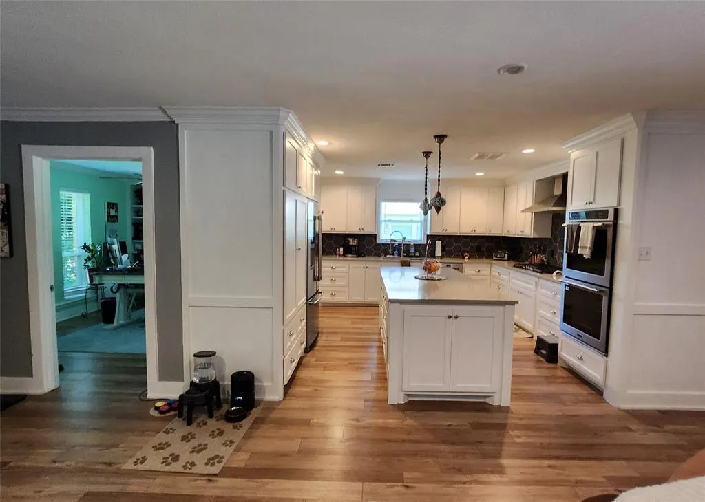1023 Ridgefield Drive