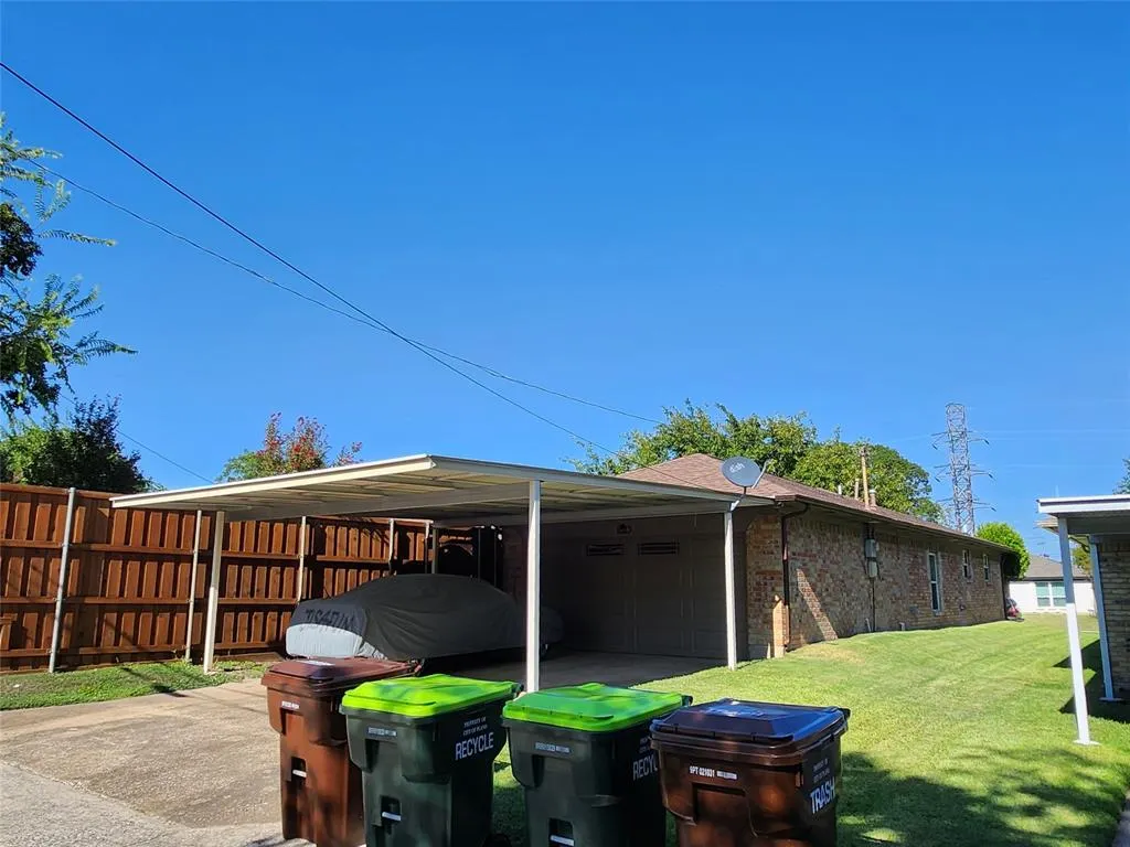 1023 Ridgefield Drive
