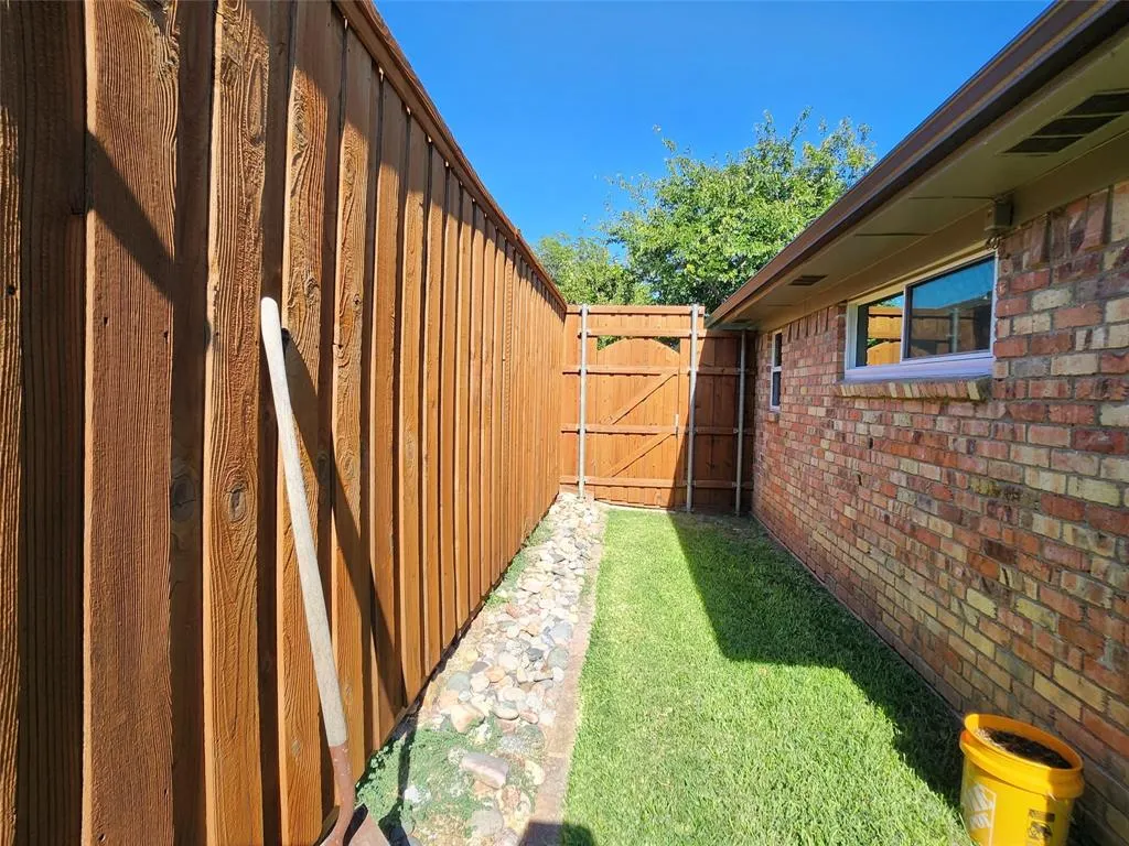 1023 Ridgefield Drive