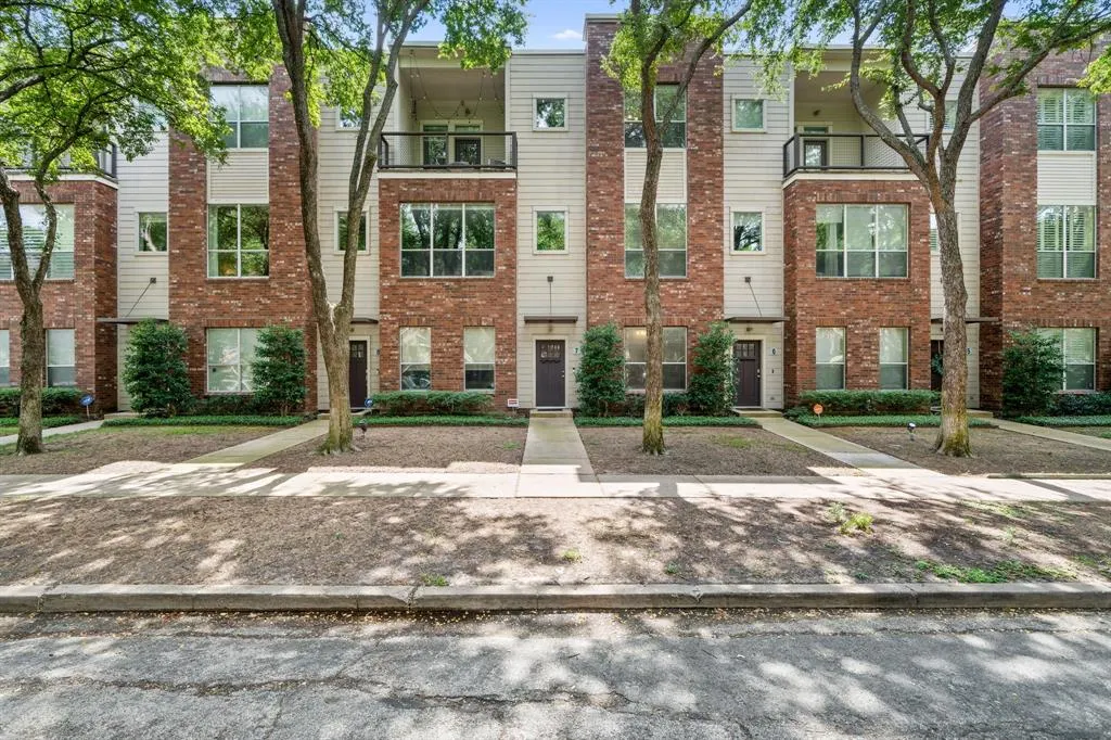 4315 Holland Avenue, #7
