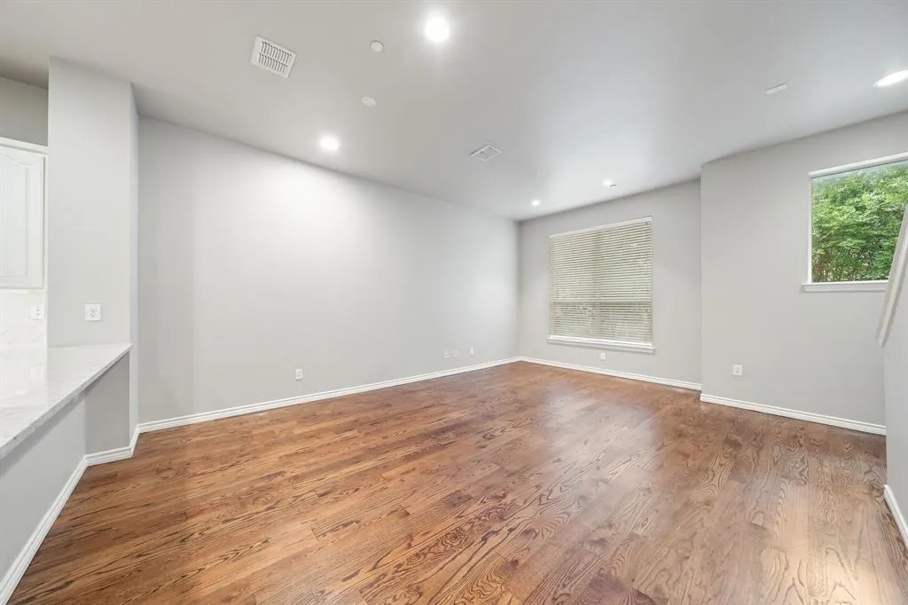 4315 Holland Avenue, #7
