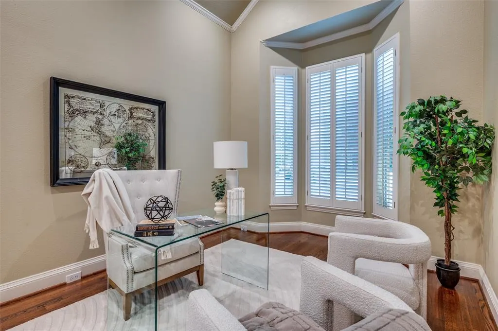 6 Fairway Drive