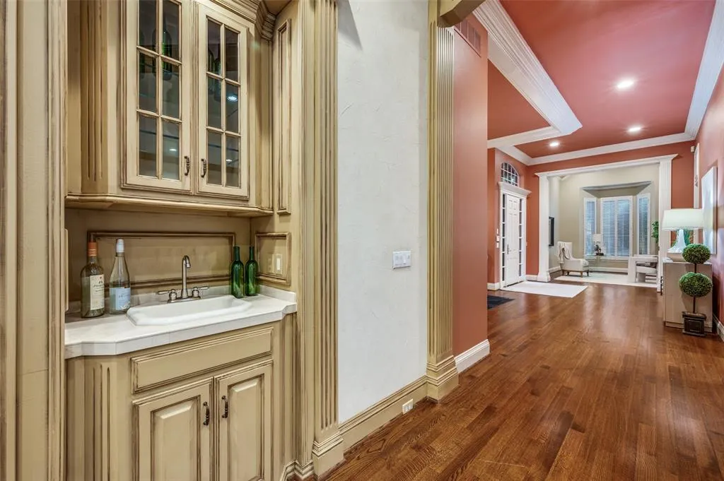 6 Fairway Drive