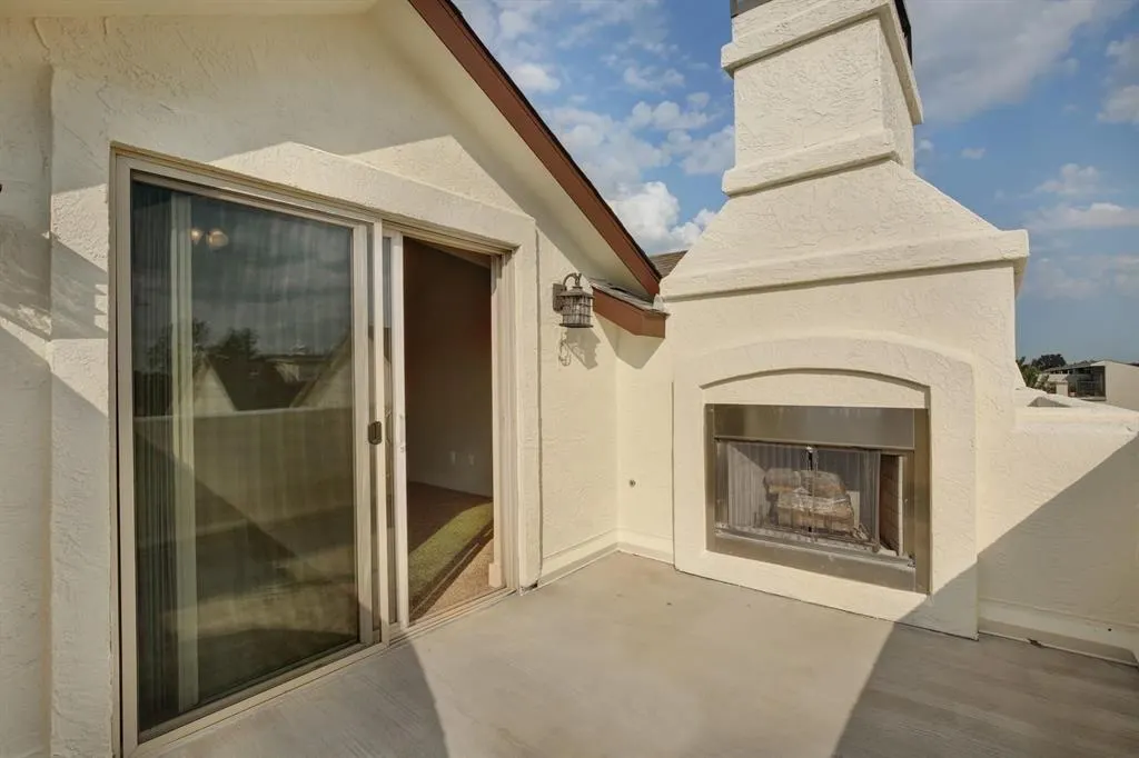 4111 Rawlins Street, #201