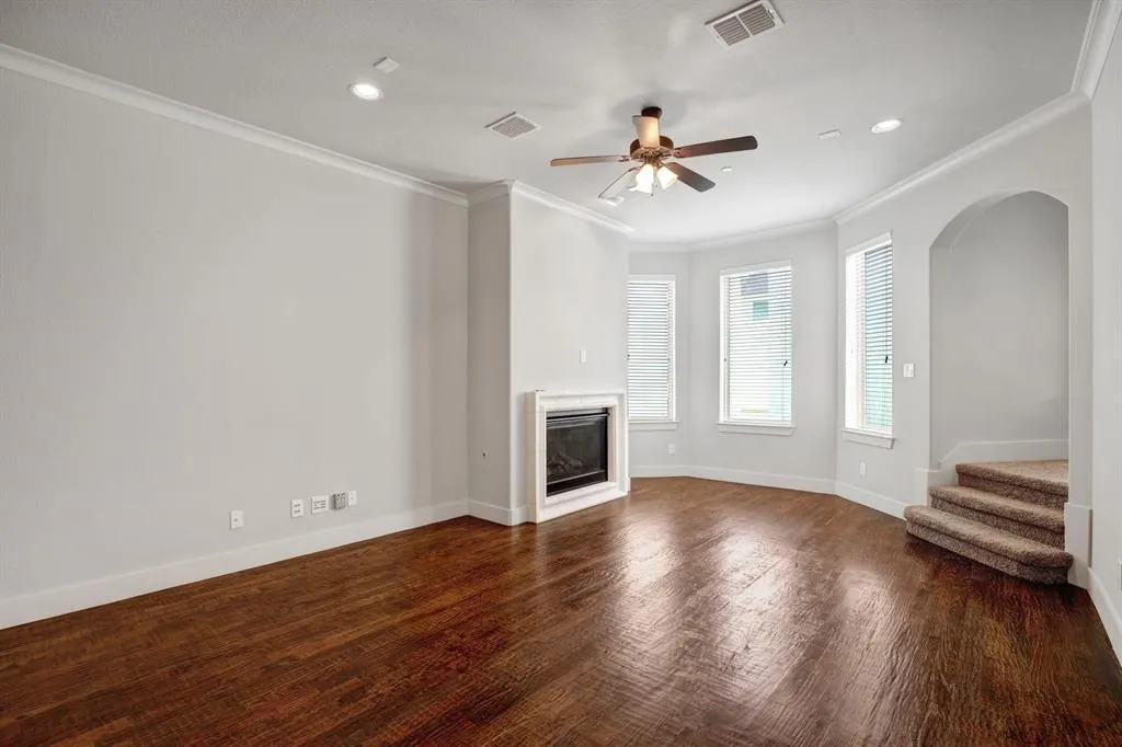 4111 Rawlins Street, #201