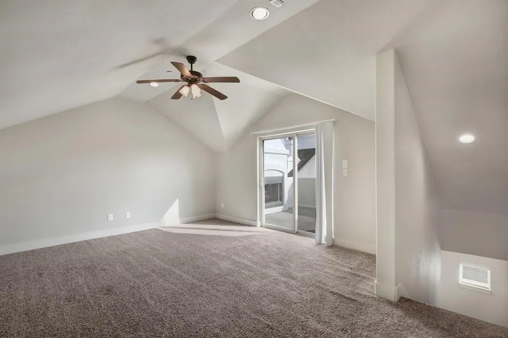 4111 Rawlins Street, #201